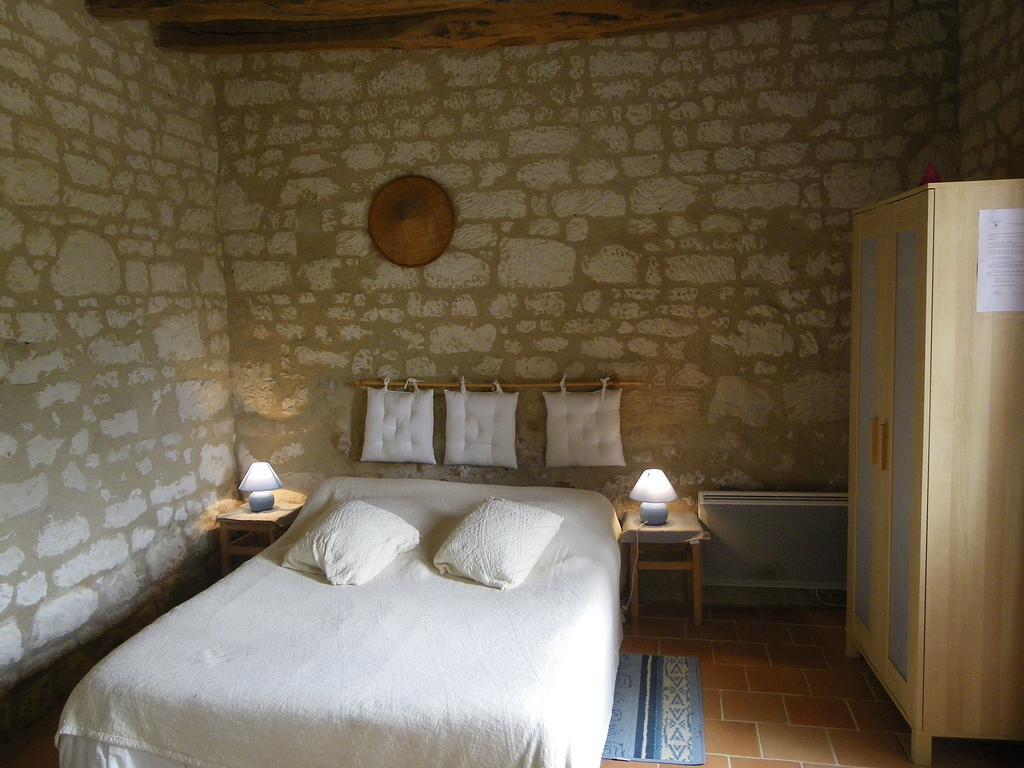 Hotel Les Caves Ambillou-Château Exterior foto